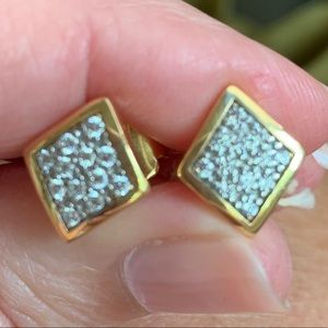 Sterling Silver/18K gold vermeil with white sapphires stud earrings